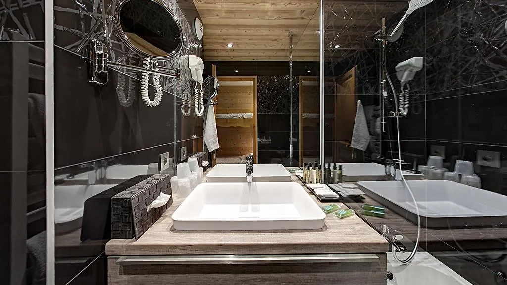 Le Nagano Otel Les Gets